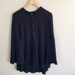 Free People Navy Bell Sleeve Tunic
Large/12